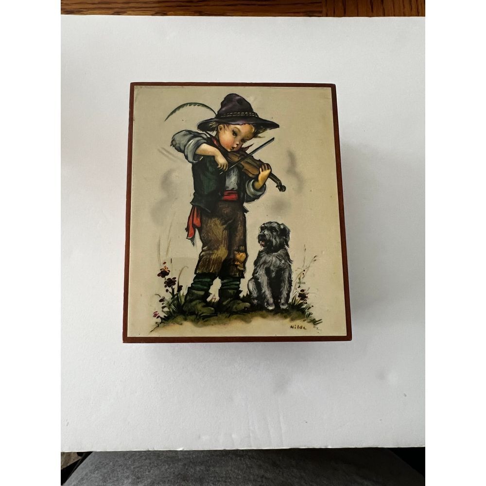 Vintage Hummel‎ Music Box— Plays Lara's Theme Red Felt  inside